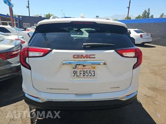 2022 GMC Terrain SLT 4SA – miniatura 5