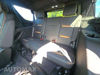 2022 GMC Yukon AT4 - miniatura 11