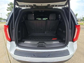 2022 GMC Yukon AT4 4SB - miniatura 12
