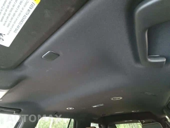 2022 GMC Yukon AT4 4SB - miniatura 8