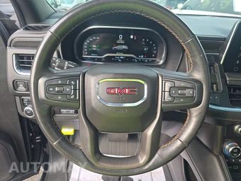 2022 GMC Yukon AT4 4SB - miniatura 10