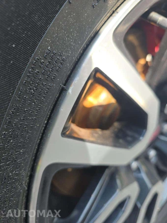 2022 GMC Yukon AT4 4SB - miniatura 23