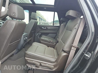 2022 GMC Yukon Denali - miniatura 13