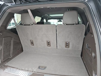 2022 GMC Yukon Denali - miniatura 17