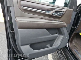 2022 GMC Yukon Denali - miniatura 9