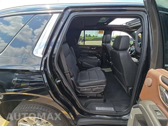 2022 GMC Yukon Denali - miniatura 17