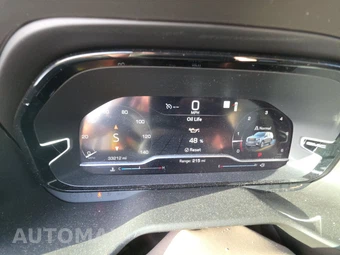 2022 GMC Yukon Denali 5SA - miniatura 12