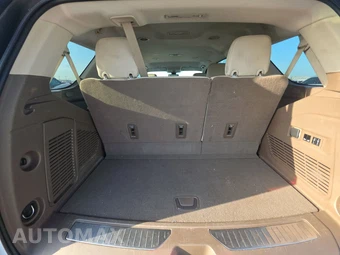2022 GMC Yukon Denali 5SA - miniatura 18