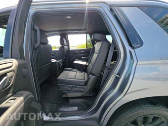 2022 GMC Yukon Denali 5SA - miniatura 13