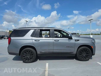 2022 GMC Yukon Denali 5SA - miniatura 4