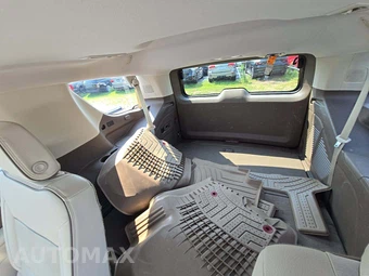 2022 GMC Yukon Denali 5SA - miniatura 14