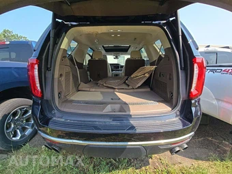 2022 GMC Yukon Denali 5SA - miniatura 15