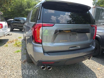 2022 GMC Yukon Denali 5SA - miniatura 2