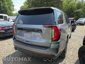 2022 GMC Yukon Denali 5SA - miniatura 3