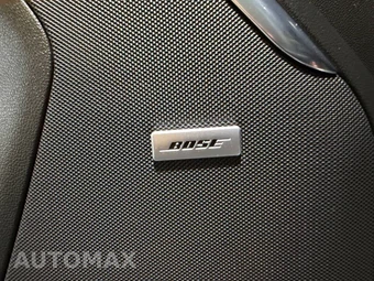 2022 GMC Yukon Denali 5SA - miniatura 11