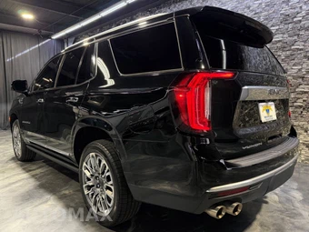 2022 GMC Yukon Denali 5SA - miniatura 4