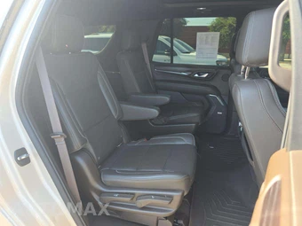 2022 GMC Yukon Denali 5SA - miniatura 14