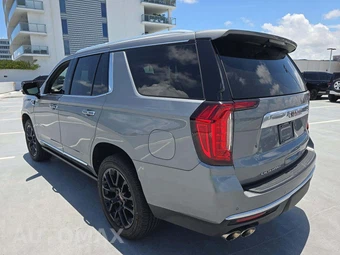 2022 GMC Yukon Denali 5SA - miniatura 2