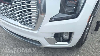 2022 GMC Yukon Denali 5SA - miniatura 22