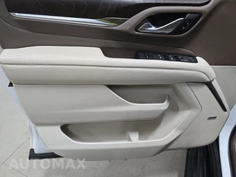 2022 GMC Yukon Denali 5SA - miniatura 9