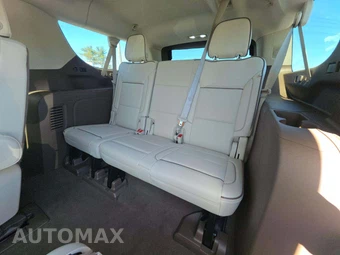2022 GMC Yukon Denali XL - miniatura 11