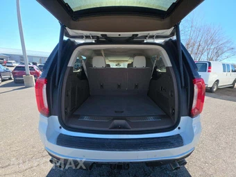 2022 GMC Yukon Denali XL - miniatura 12
