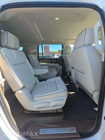 2022 GMC Yukon Denali XL - miniatura 14