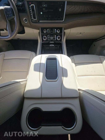 2022 GMC Yukon Denali XL - miniatura 7