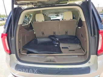 2022 GMC Yukon Denali XL - miniatura 15