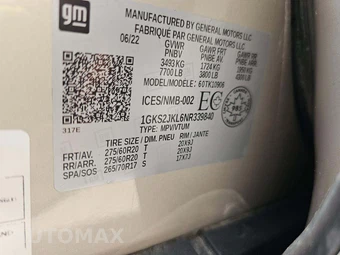 2022 GMC Yukon Denali XL - miniatura 5