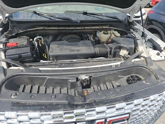2022 GMC Yukon Denali XL 5SA - miniatura 16