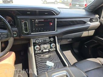 2022 GMC Yukon Denali XL 5SA - miniatura 7