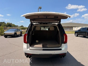 2022 GMC Yukon Denali XL 5SA - miniatura 16
