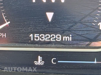 2022 GMC Yukon Denali XL 5SA - miniatura 25