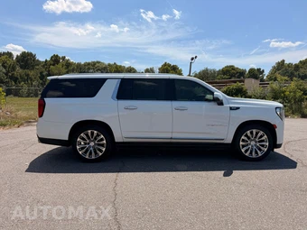 2022 GMC Yukon Denali XL 5SA - miniatura 4