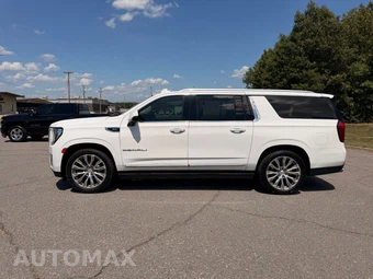 2022 GMC Yukon Denali XL 5SA - miniatura 8