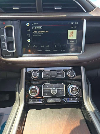 2022 GMC Yukon Denali XL 5SA - miniatura 10