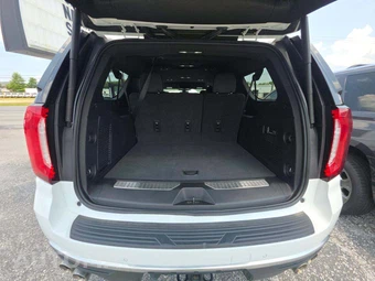 2022 GMC Yukon Denali XL 5SA - miniatura 14