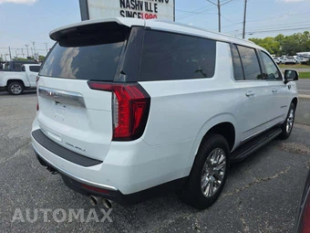 2022 GMC Yukon Denali XL 5SA - miniatura 3