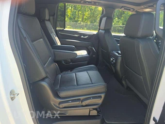 2022 GMC Yukon Denali XL 5SA - miniatura 17