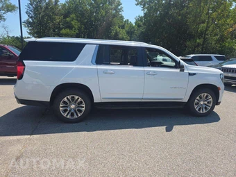 2022 GMC Yukon Denali XL 5SA - miniatura 4
