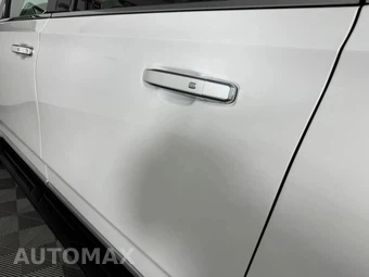 2022 GMC Yukon Denali XL 5SA - miniatura 27