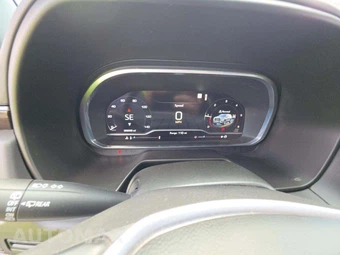 2022 GMC Yukon SLE - miniatura 9
