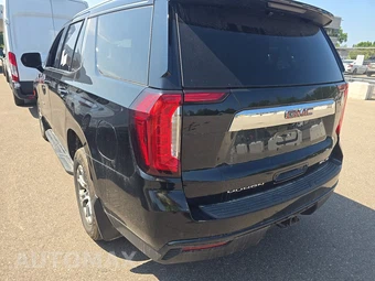 2022 GMC Yukon SLE - miniatura 6