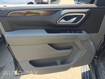 2022 GMC Yukon SLE - miniatura 9