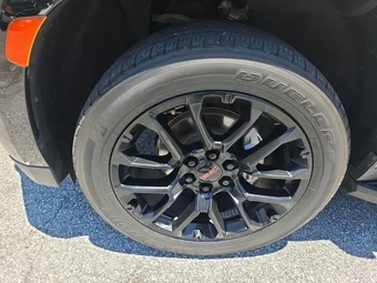 2022 GMC Yukon SLE 3SA - miniatura 8