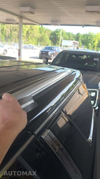 2022 GMC Yukon SLT - miniatura 26