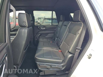 2022 GMC Yukon SLT - miniatura 10