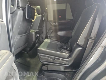 2022 GMC Yukon SLT 4SA - miniatura 13
