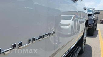 2022 GMC Yukon SLT 4SA - miniatura 19